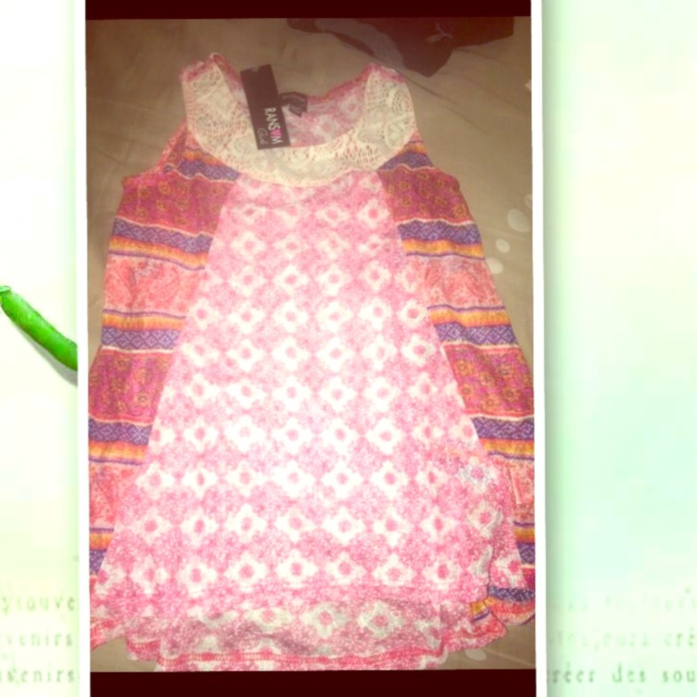 ((GIRLS CUTE BLOUSE))