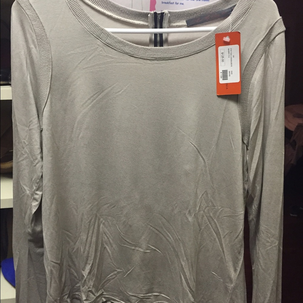 Feel The Piece Long by Terre Jacobs Sleeve Shirt