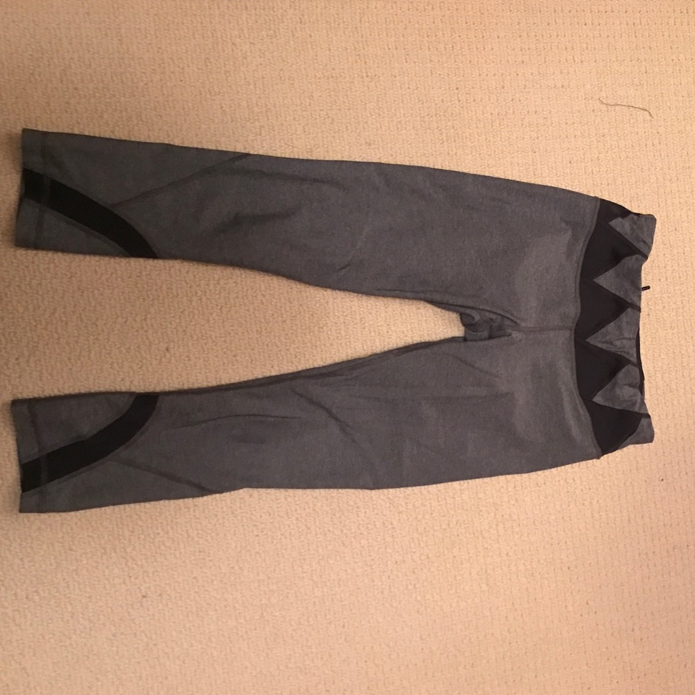 Lululemon inspire II crop