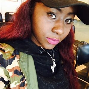 Meet your Posher, Ayana