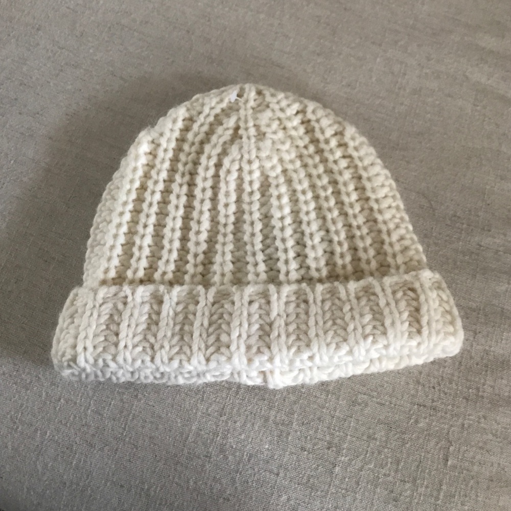 GAP knit toboggan