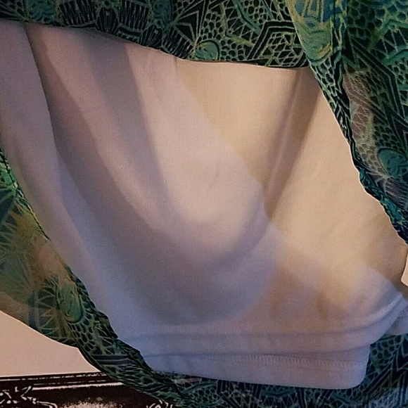 Sara Michelle Blouse - Picture 4 of 4