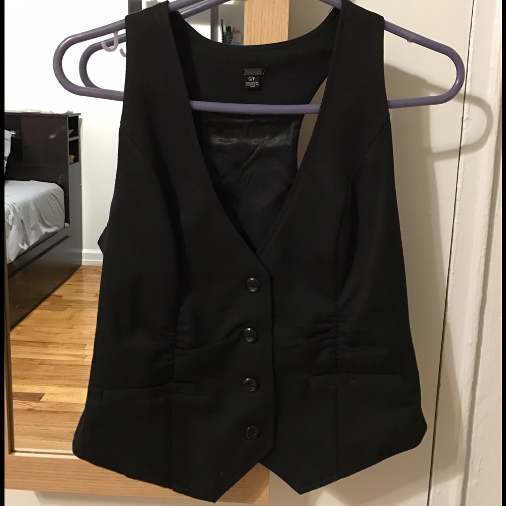Guess Vest Size Small