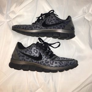 Leopard print Nike 5.0