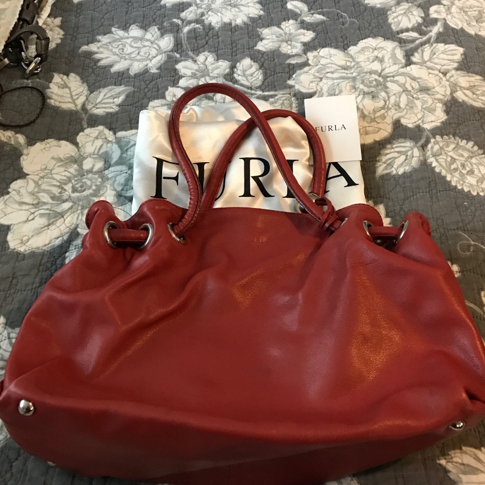 Vintage Authentic Furla leather bag. - Picture 1 of 6