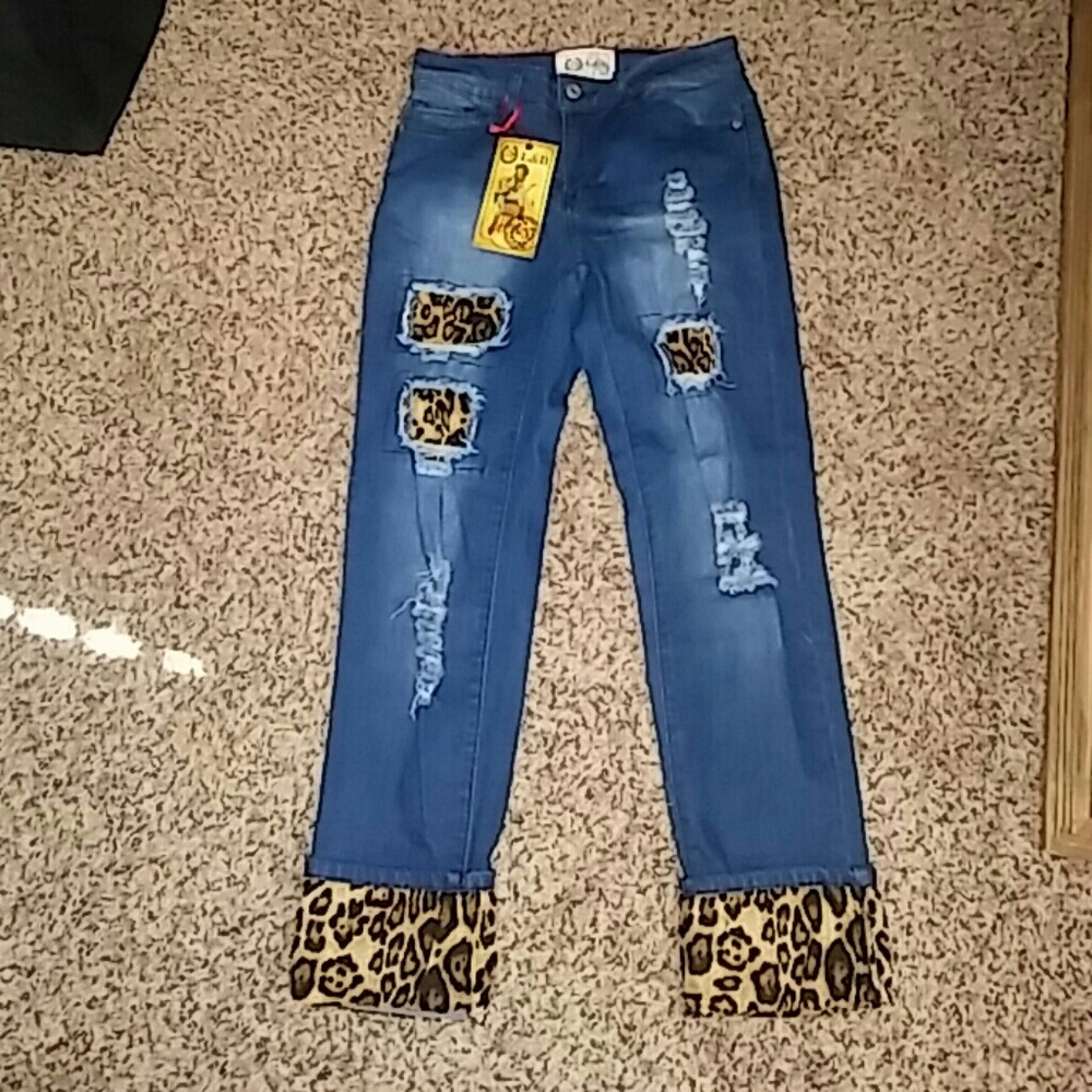 L&B leopard distressed pants size 6