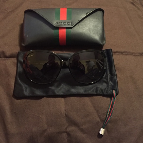 Gucci Accessories - Gucci sunglasses