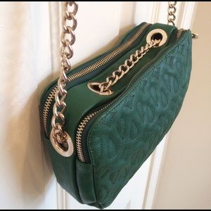 SR2 by Sondra Roberts Green Cross body Bag
