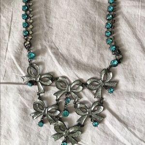 RARE Betsey Johnson Bow Cluster Necklace