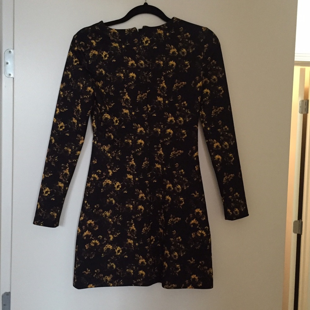 Zara floral print dress.