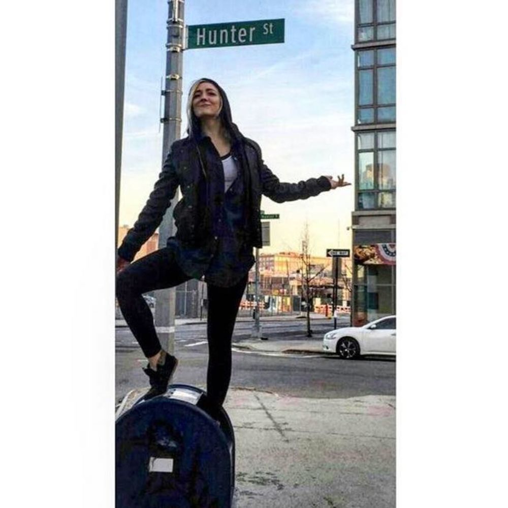 Meet your Posher, Hunter