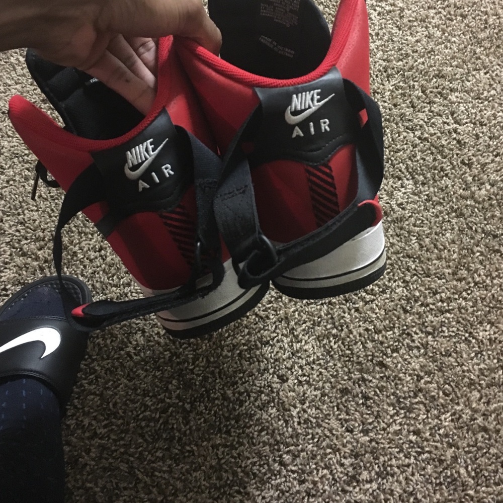 Nike Air Force 1 Red/White/Black - Picture 2 of 4