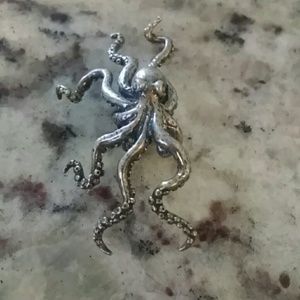 Octopus Ear Cuff