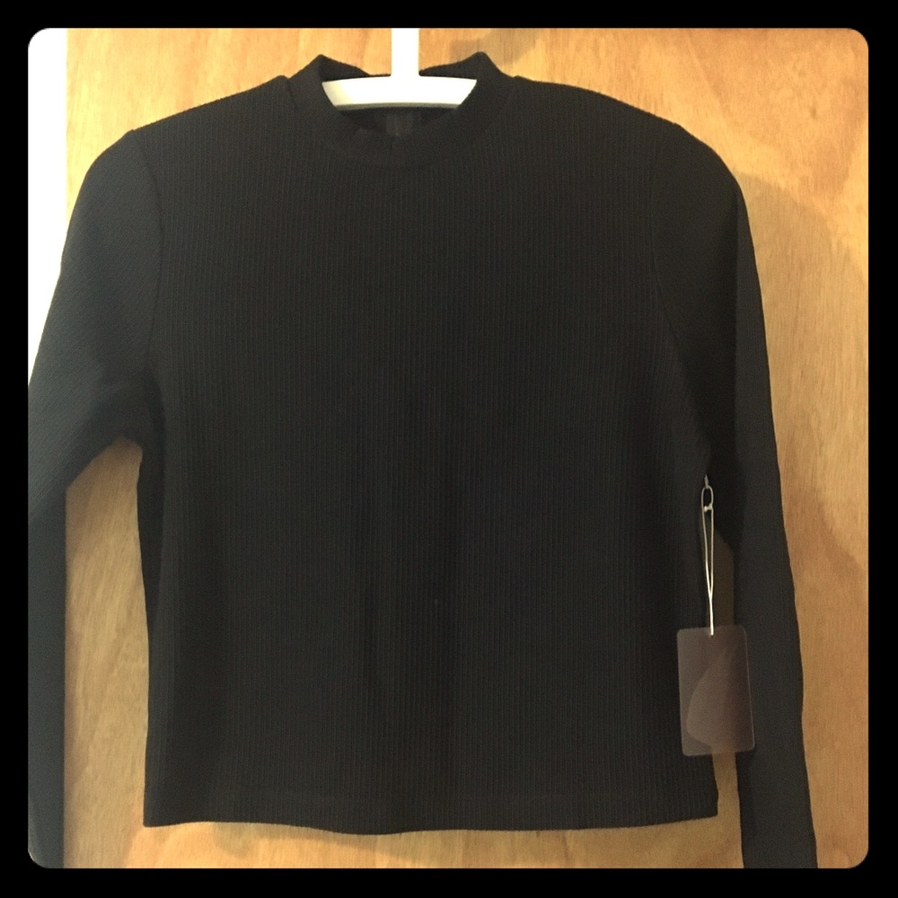 Black L/S Ribbed Top! NWT F21 🙋🏻