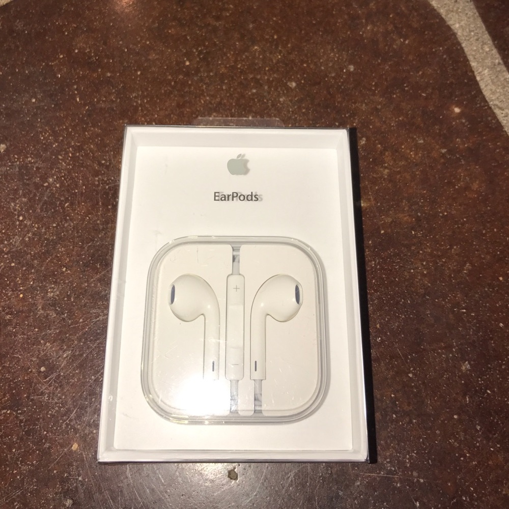 Apple EarPods