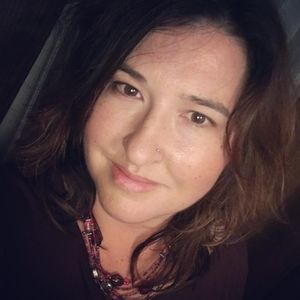 Meet your Posher, Jenn