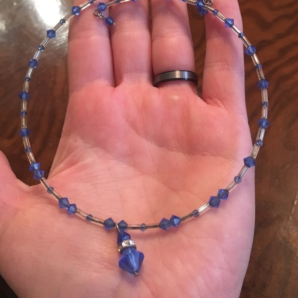 Blue necklace choker with white and blue crystals