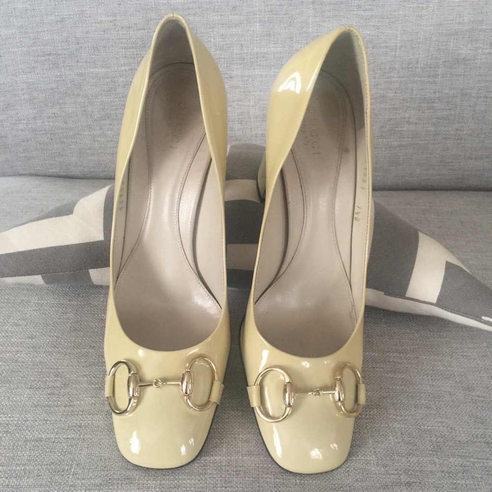 Gucci Vintage Cream Patent Leather Heels