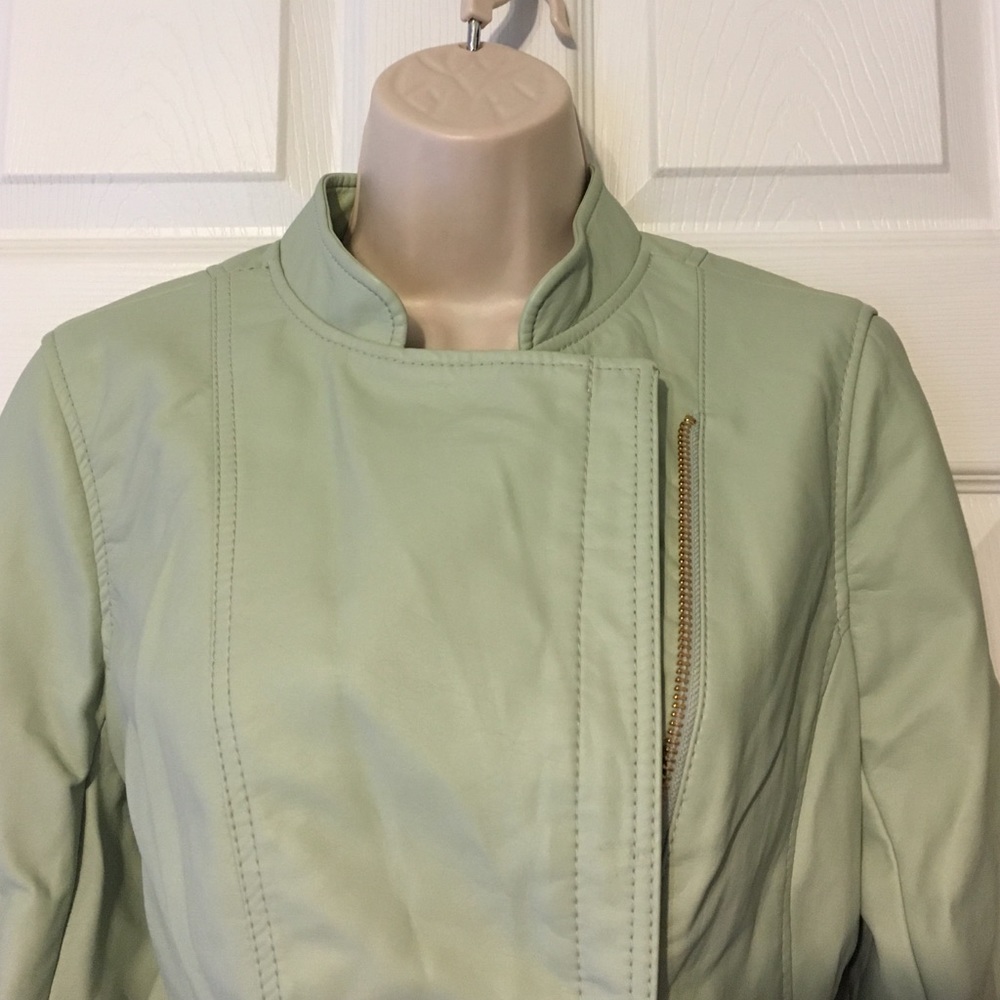 The Limited Jacket - Picture 4 of 5