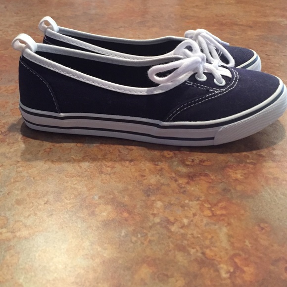 Gymboree Navy canvas Shoes - Picture 3 of 3