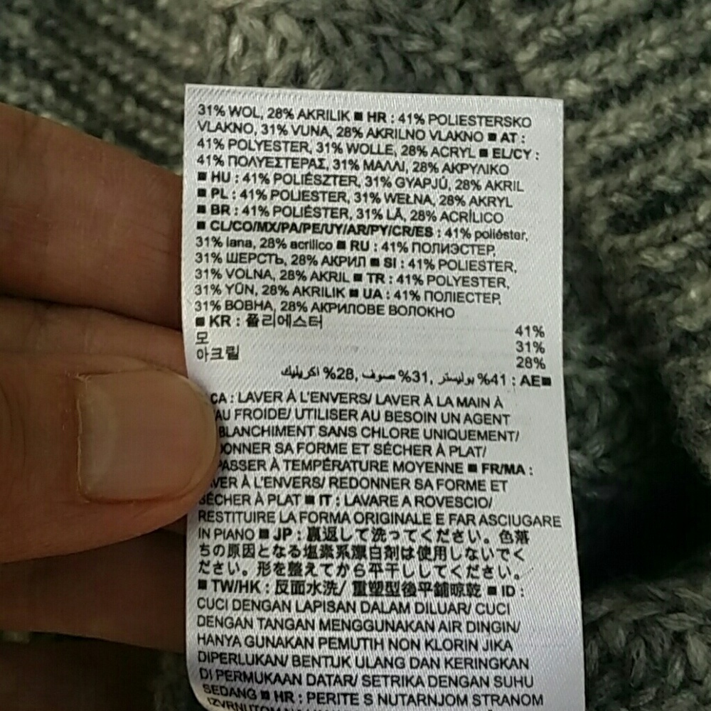 Banana Republic Hi low sweater.  Worn a few times. - Picture 5 of 5