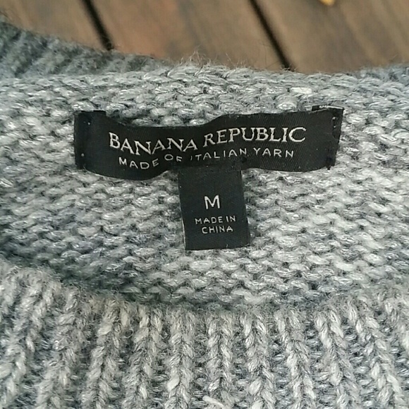 Banana Republic Hi low sweater.  Worn a few times. - Picture 3 of 5