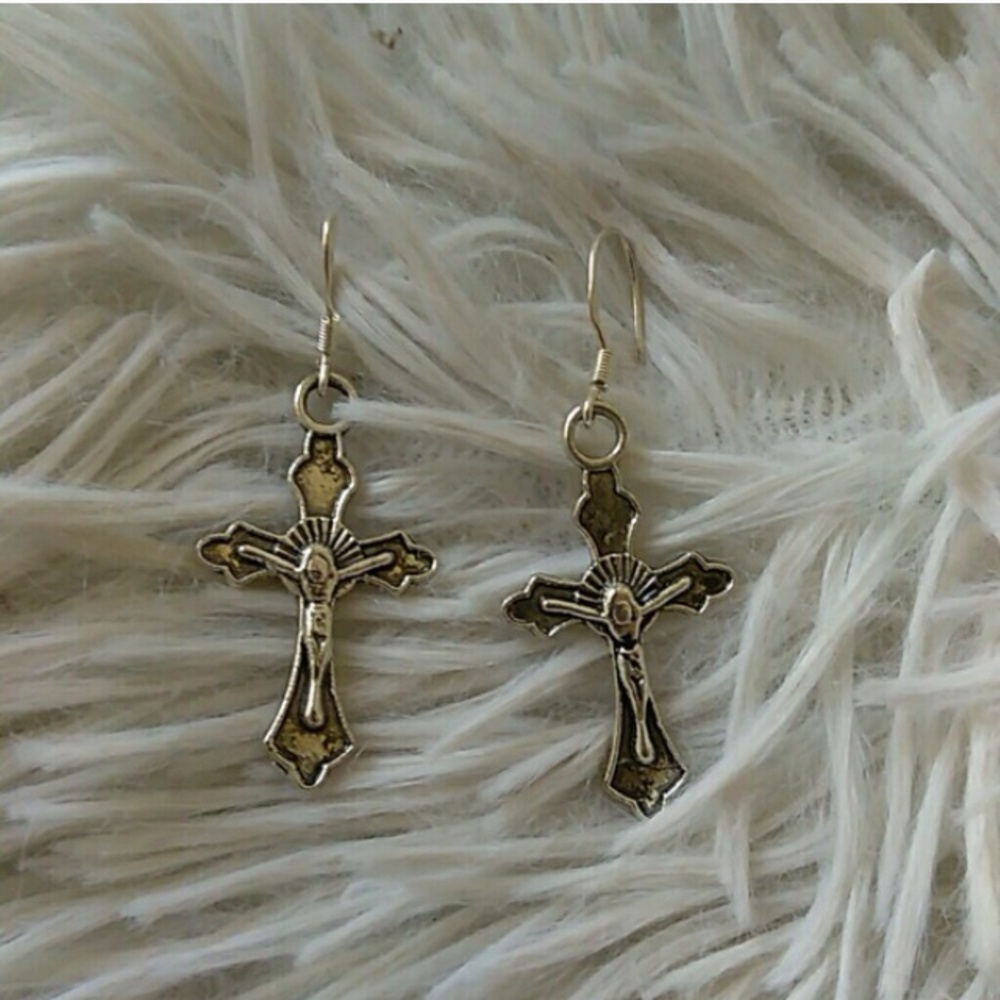 New Silver Tone Christian Catholic Cross Earrings