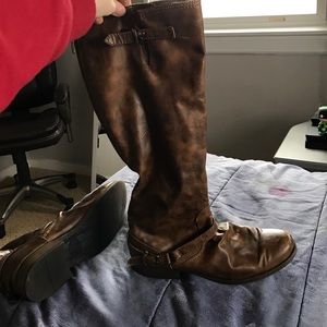 Brown boots