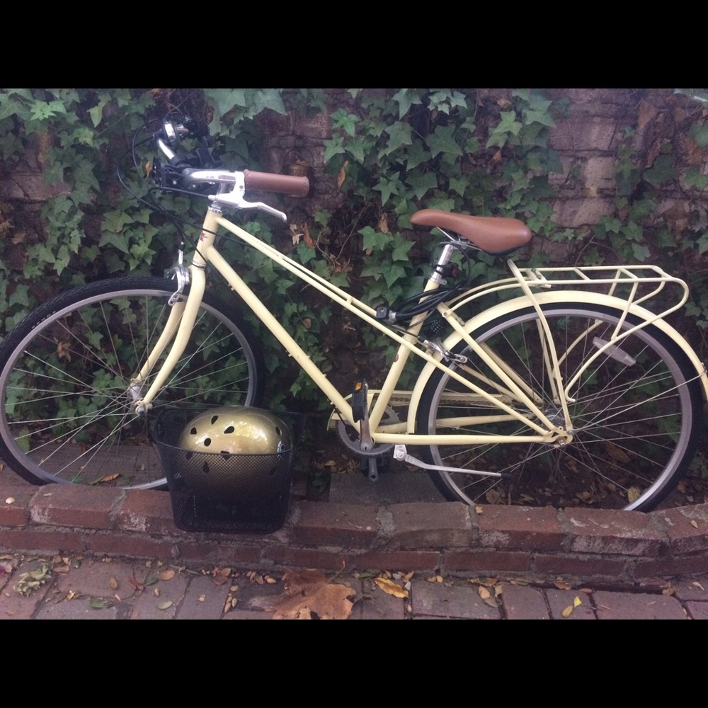 Windsor bike and accessories originally $950