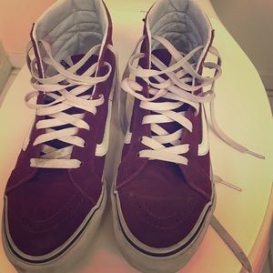 Burgundy vans lSALE!!!!🎉l