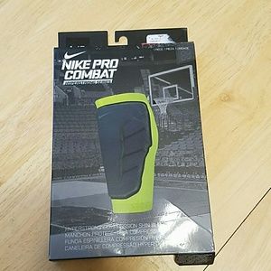 Nike PRO Combat Shine Sleeve. New. 1 pc. Size L