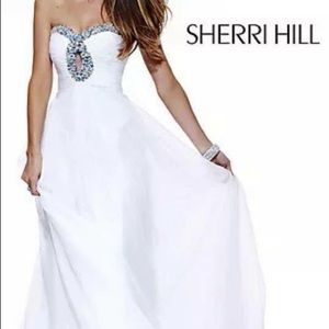 Sherri hill size 4. White flowing gown