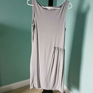 Gray maxi with side waist ruching detail