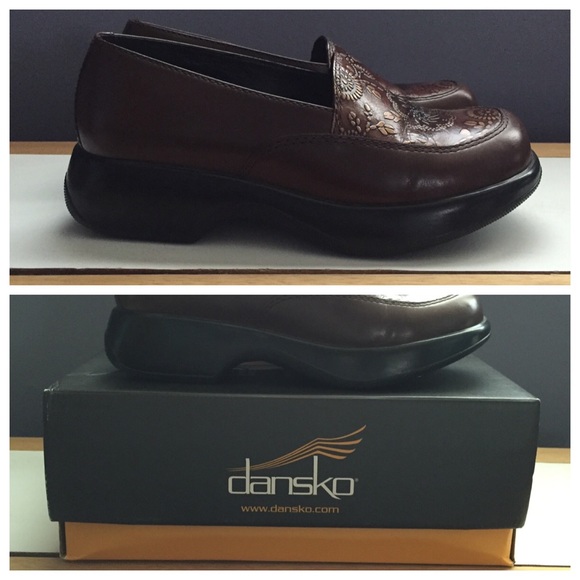 Dansko Mandolin Brown Platform Loafer - Picture 3 of 8