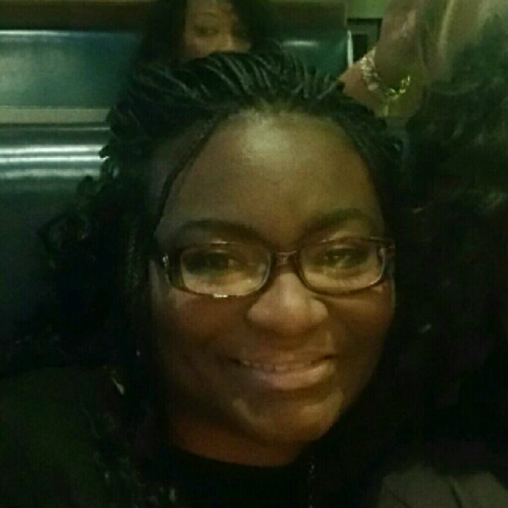 Meet your Posher, Iris