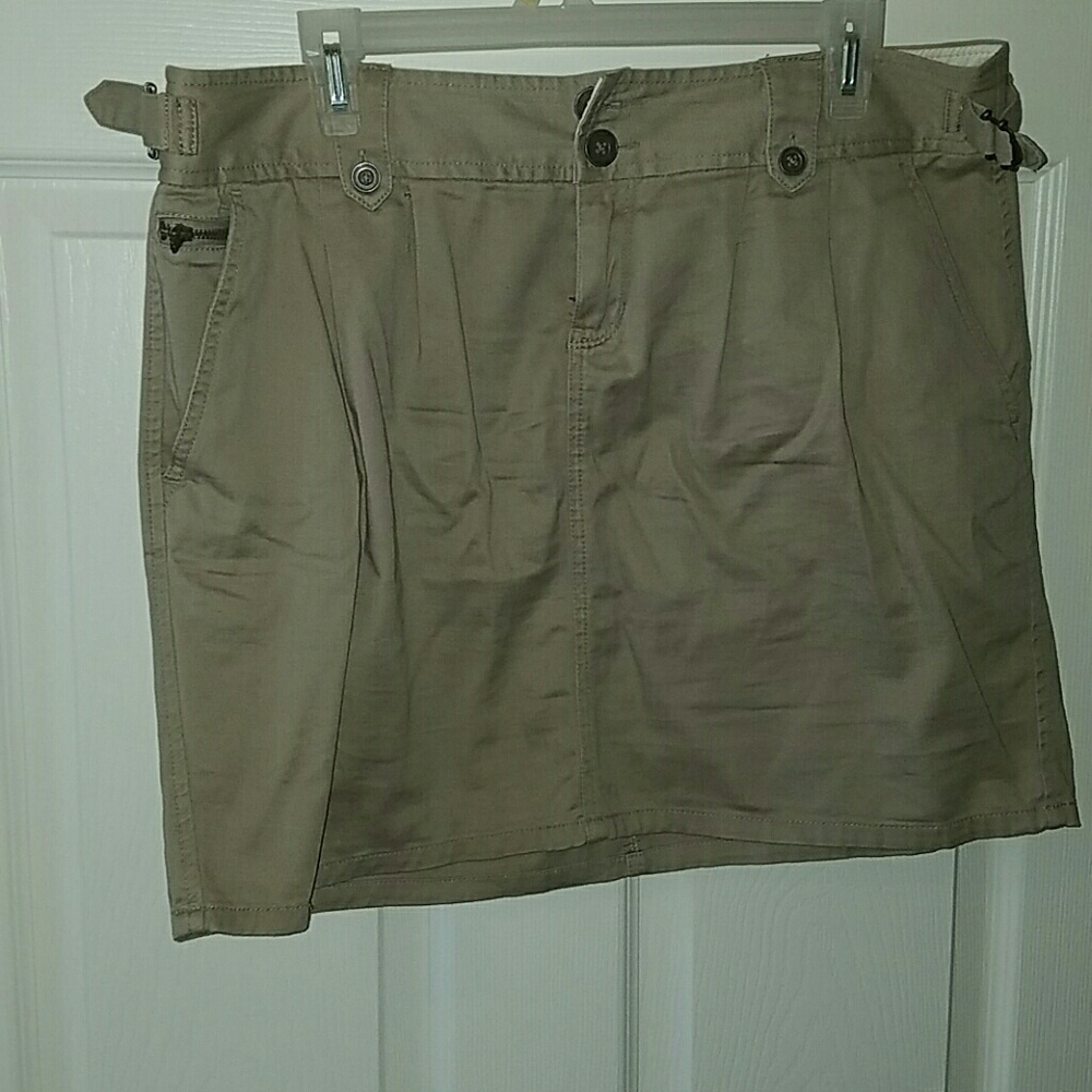 Converse One Star Knee Length Khaki Skirt