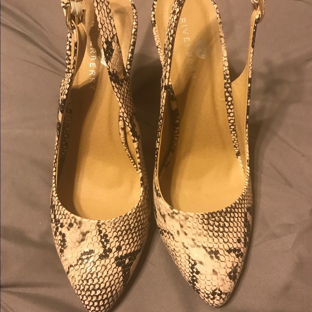 Taupe snake skin heels