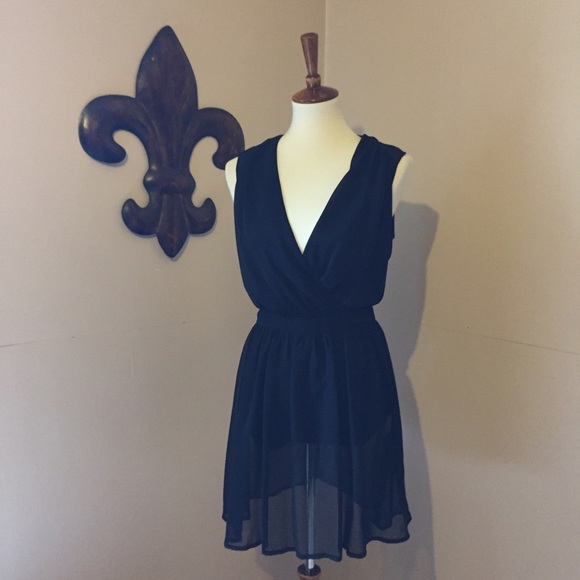 NWOT Miss Selfridge Sheer Dress - Picture 2 of 4