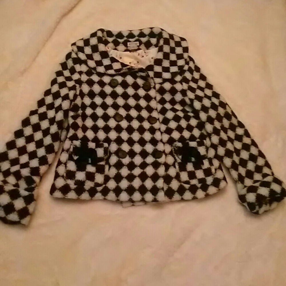 Black white. Size 14