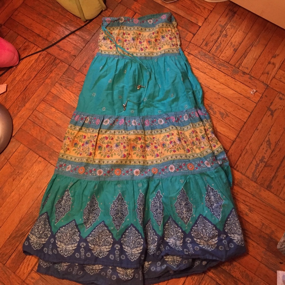 Long blue patterned skirt