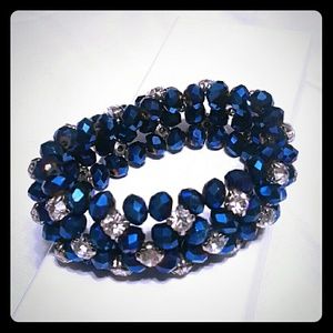 Blue crystal and rhinestones stretch bracelet