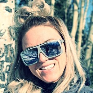 Meet your Posher, Diana