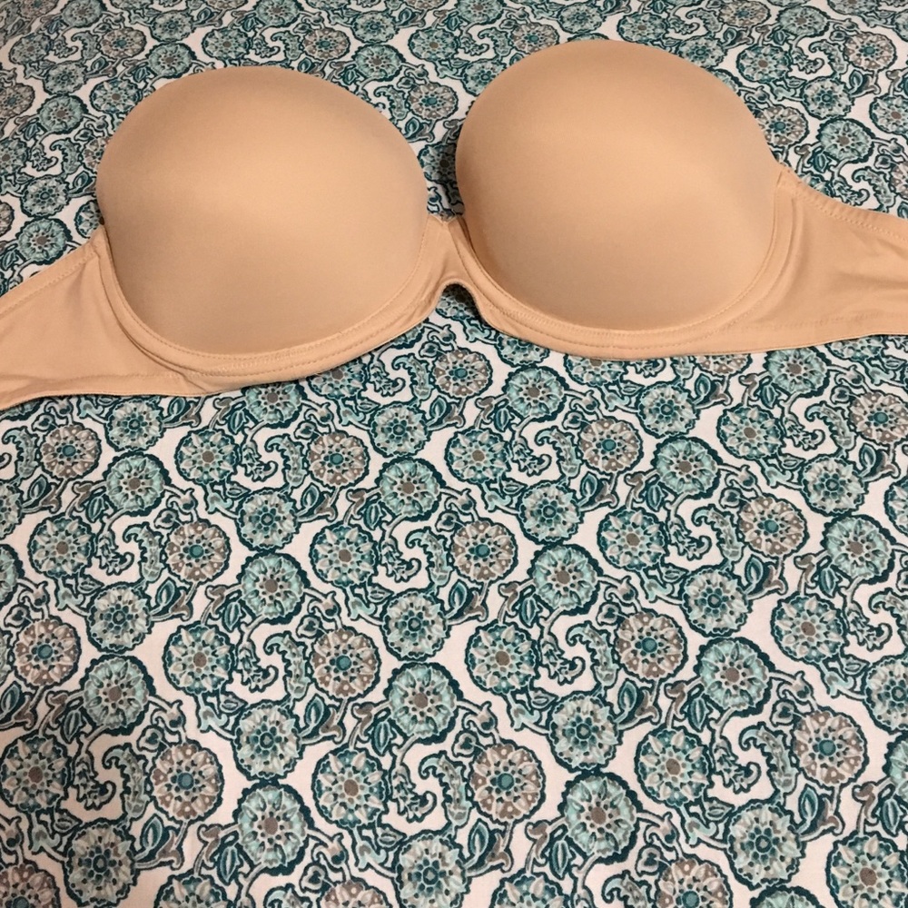 Strapless VS Bra