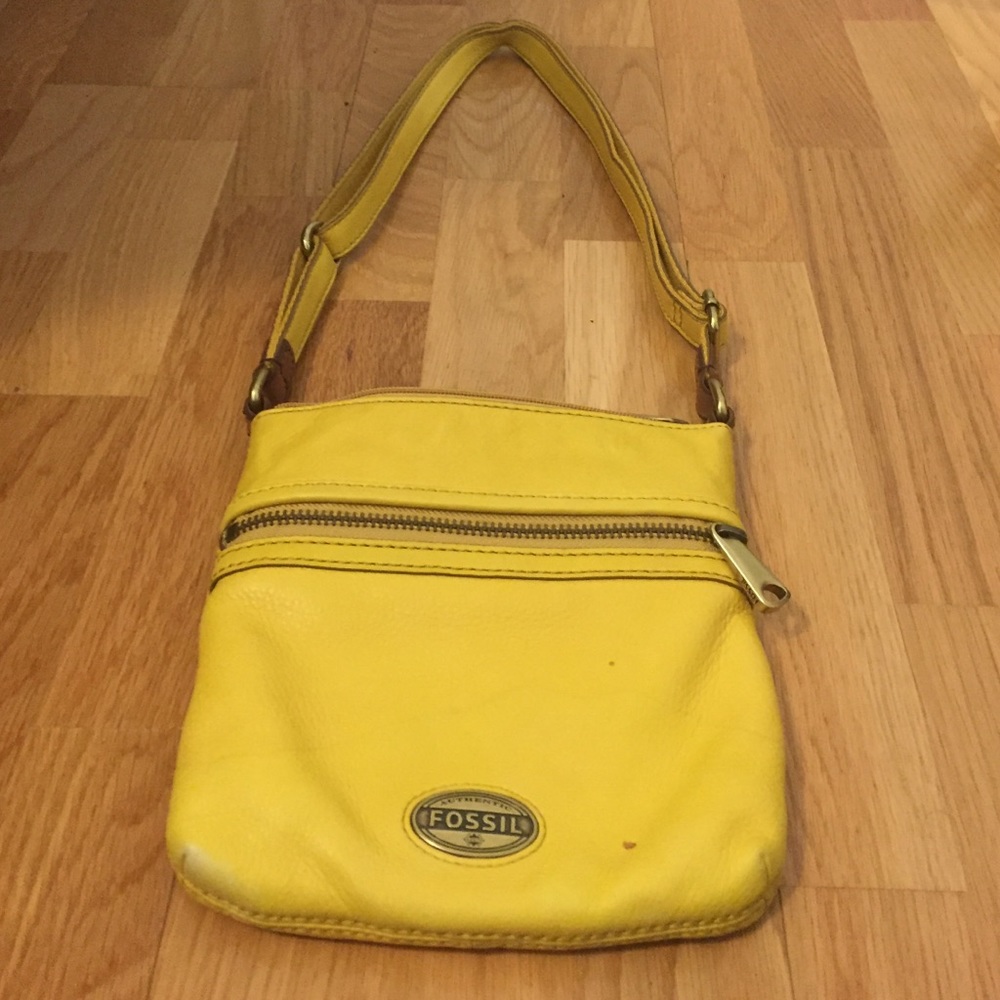 Yellow Leather Fossil Shoulder Bag