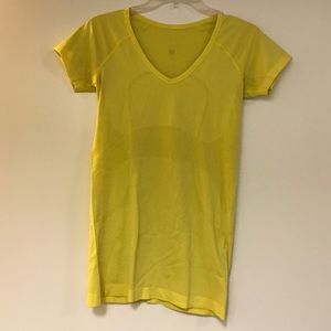 Lululemon Swiftly Short Sleeve V-Neck