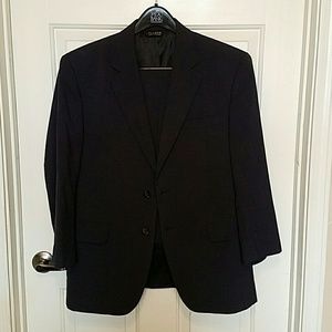 Jos A. Bank 2-button Wool Suit