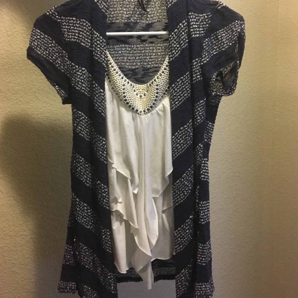 Blue and white top