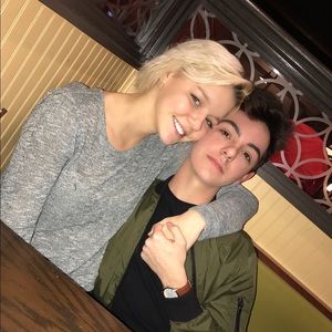 Meet your Posher, Peyton