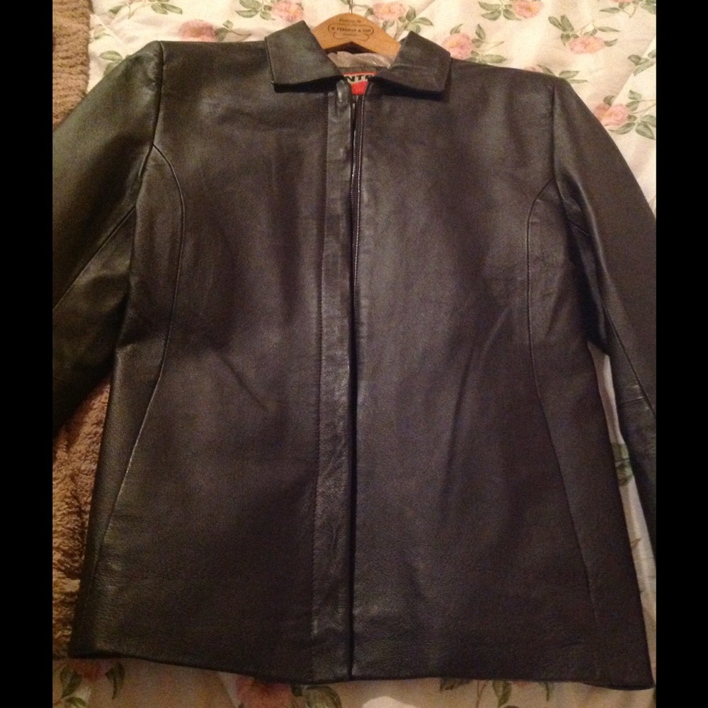 💕NFS-ADDITIONAL PHOTO 💕 Fionte Leather Jacket
