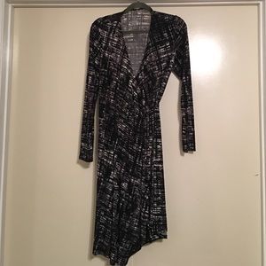 Black/gray/white maternity wrap around dress.